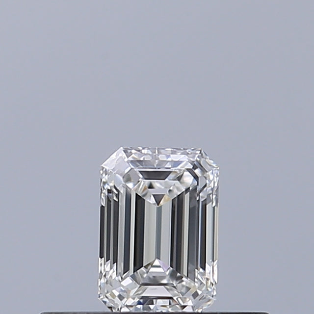 0.23 carat Emerald diamond E VS1 
