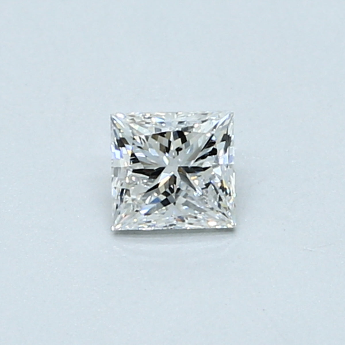 0.3 carat Princess diamond D  SI1