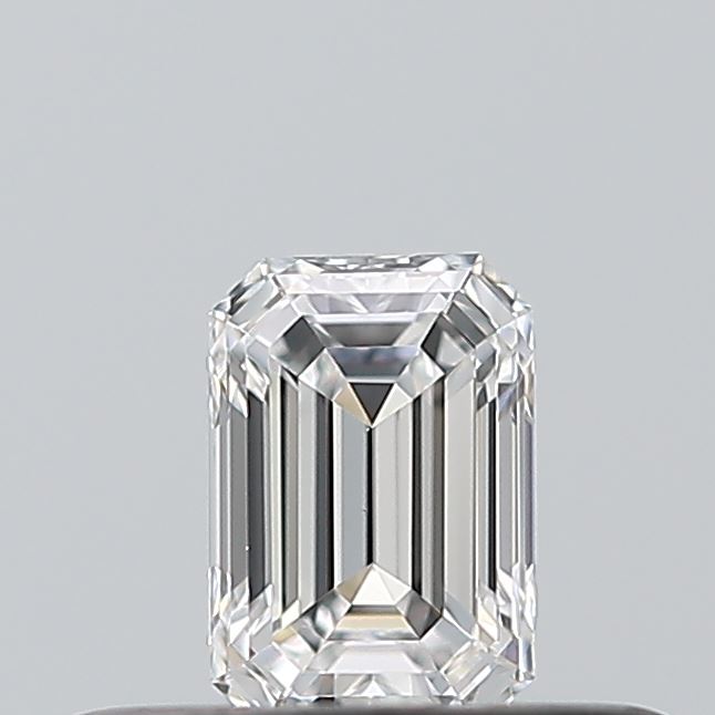 0.23 carat Emerald diamond E VS1 