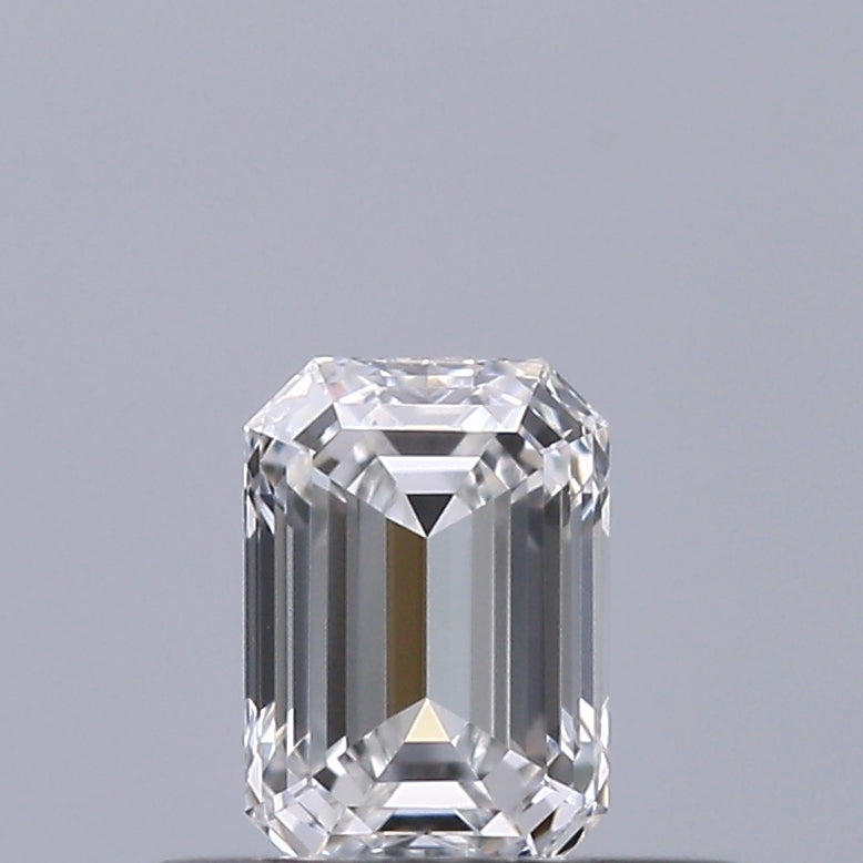 0.30 carat Emerald diamond E VVS2 