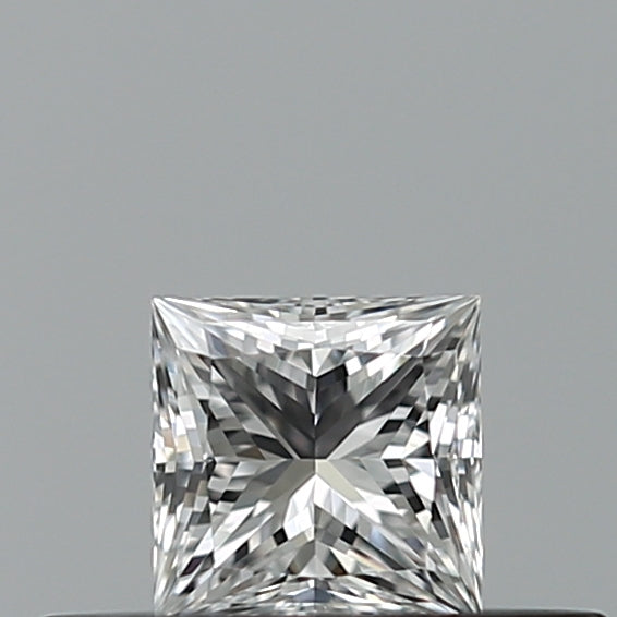 0.24 carat Princess diamond D VVS2 