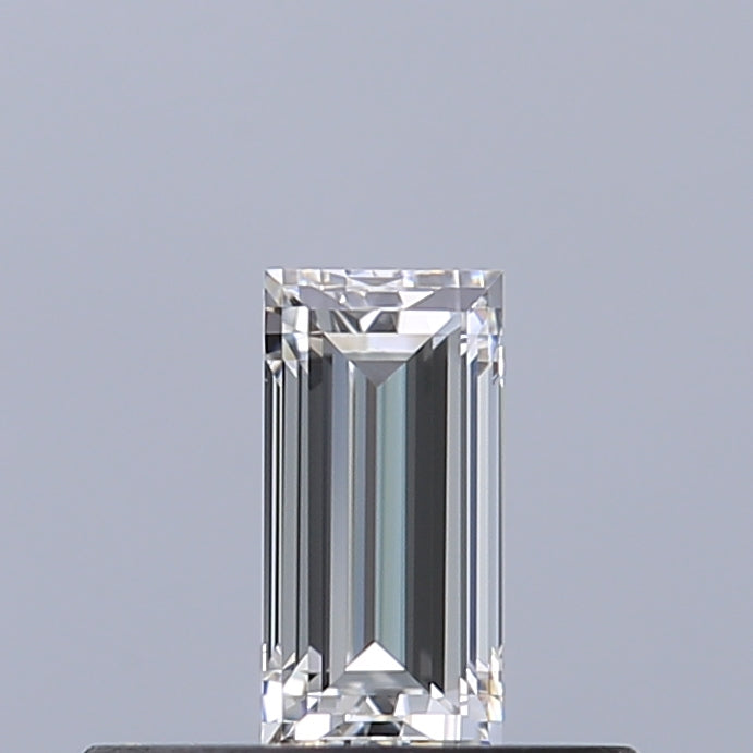 0.25 carat Baguette diamond E VVS2 
