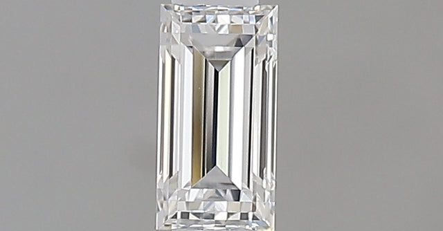 0.28 carat Baguette diamond E VVS1 