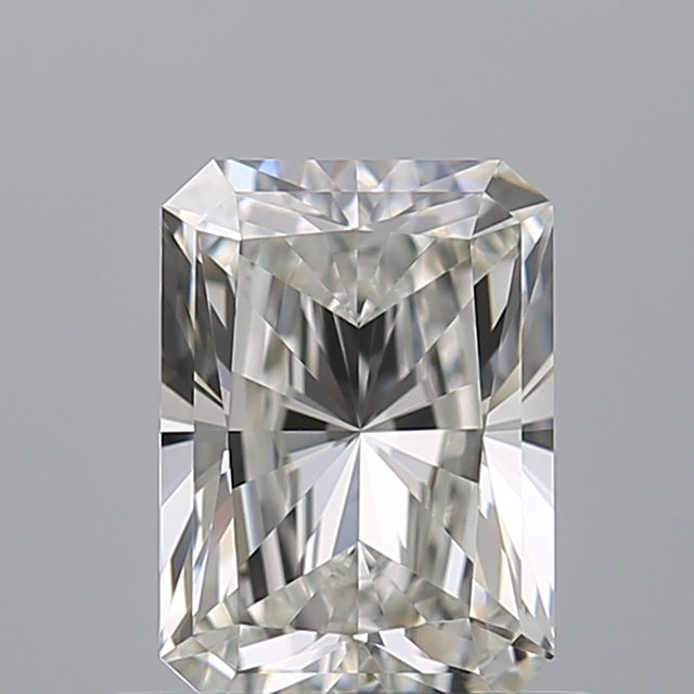 0.70 carat Radiant diamond F VVS1 VeryGood