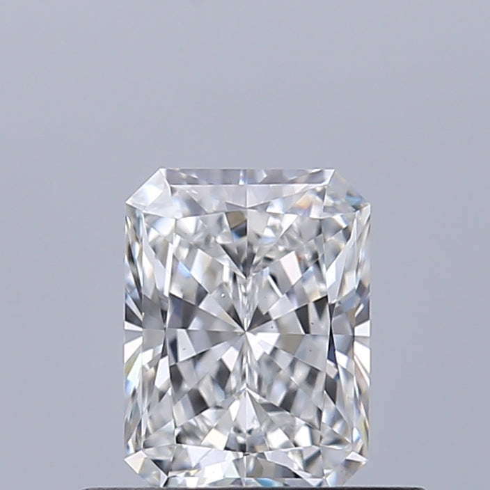 0.51 carat Radiant diamond E VS2 