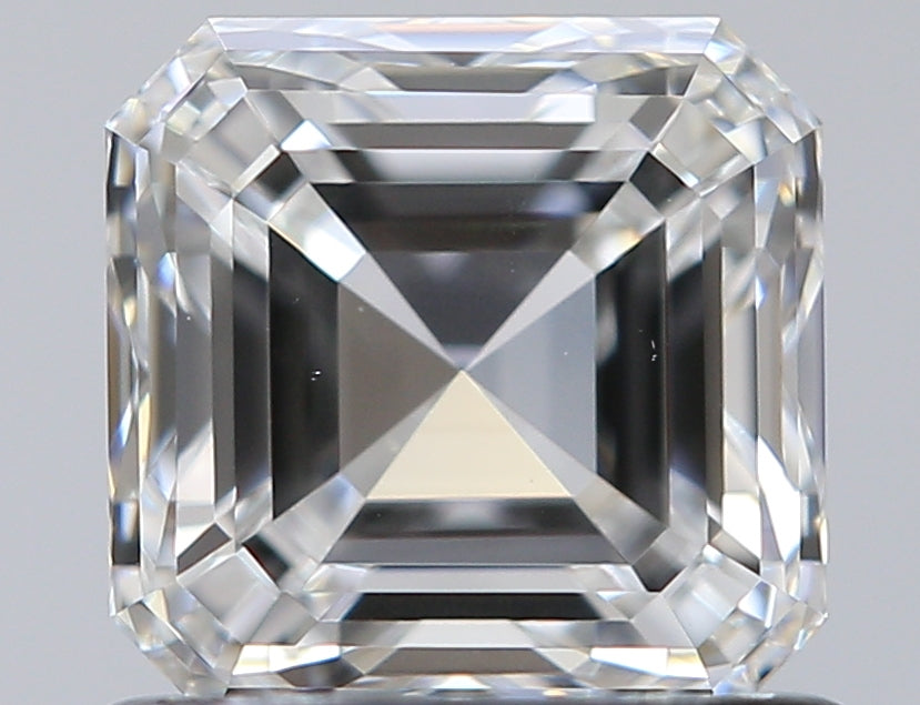 0.91 carat Asscher diamond E VVS2 
