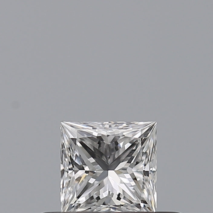 0.28 carat Princess diamond E VS2 