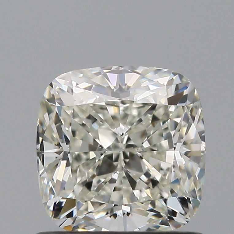 0.90 carat Cushion diamond J  VVS2