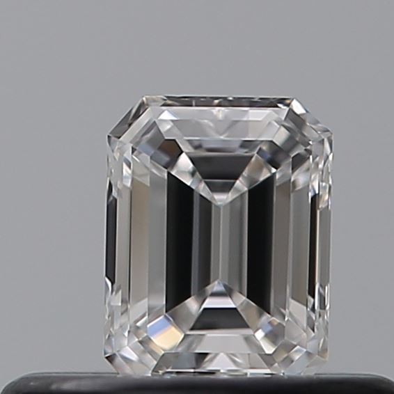 0.27 carat Emerald diamond D  VVS1
