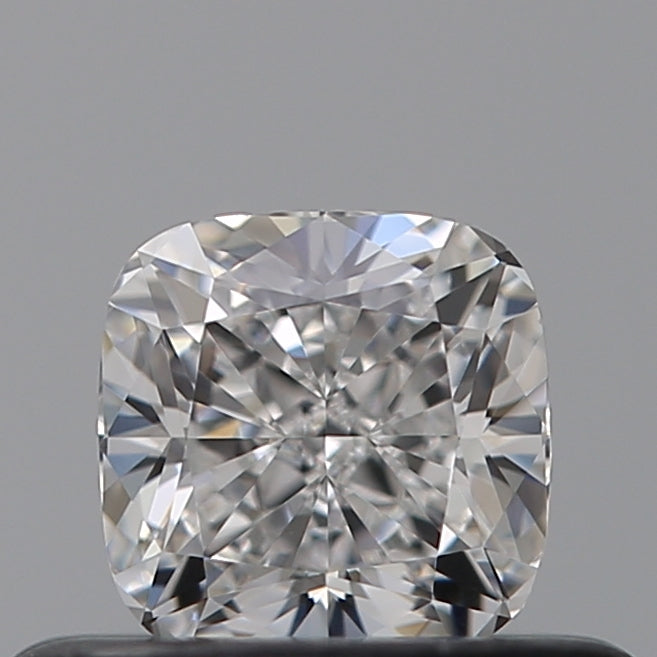 0.40 carat Cushion diamond E  VVS2