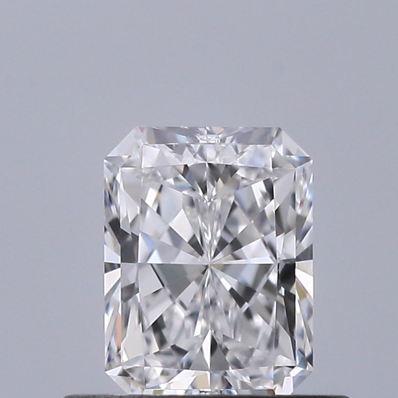 0.50 carat Radiant diamond D VVS2 