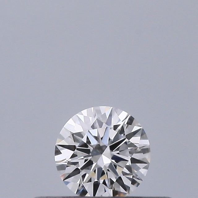 0.18 carat Round diamond E VVS2 Excellent