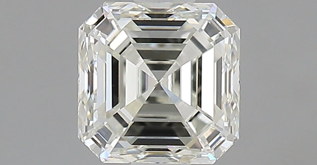 0.90 carat Emerald diamond J VS1 