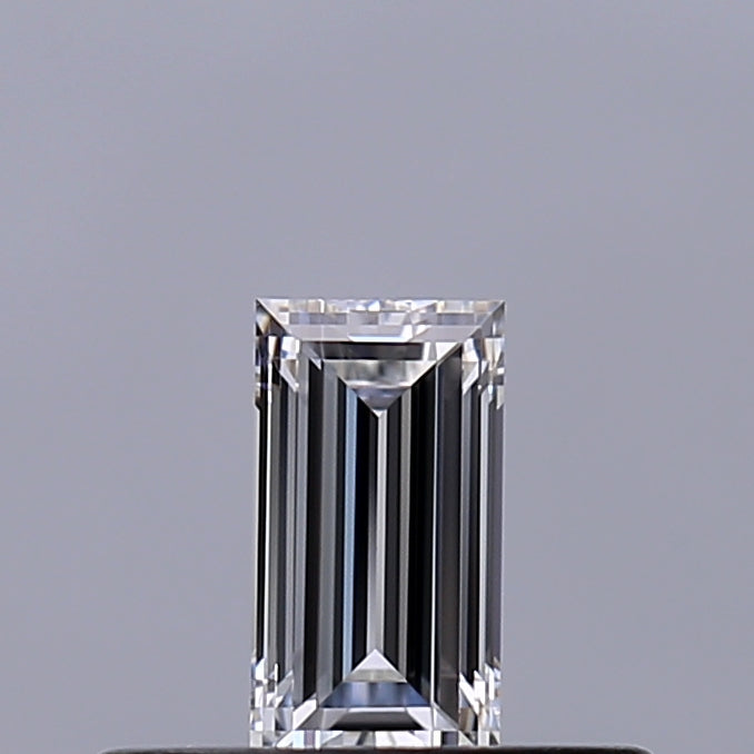 0.26 carat Baguette diamond E VVS2 
