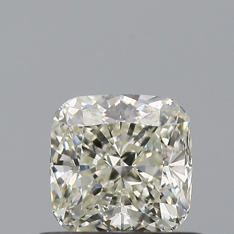 0.54 carat Cushion diamond L  IF