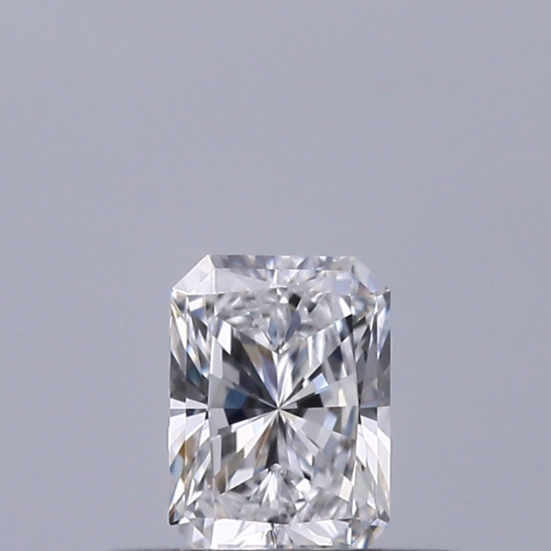 0.23 carat Radiant diamond D IF 