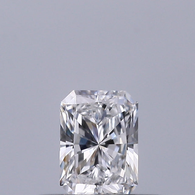 0.23 carat Radiant diamond D IF 