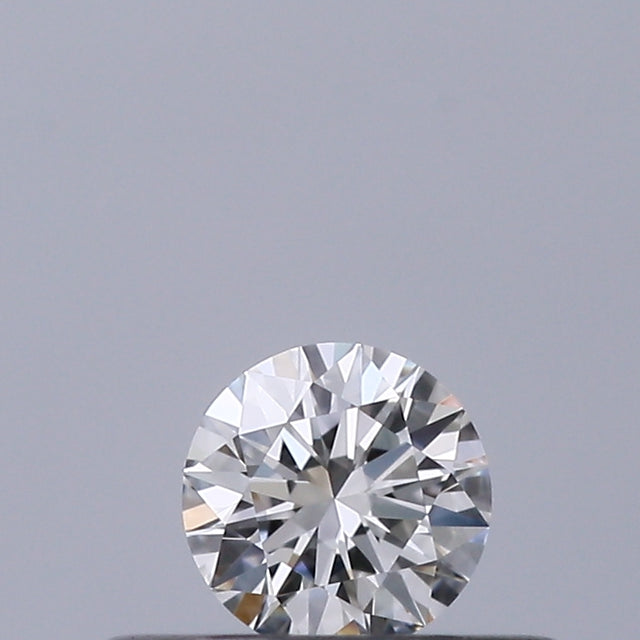 0.18 carat Round diamond E VVS2 Excellent
