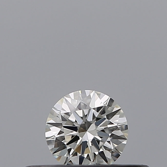 0.18 carat Round diamond G IF Excellent