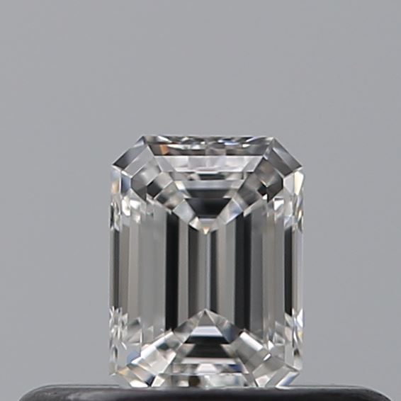 0.23 carat Emerald diamond E  VS1