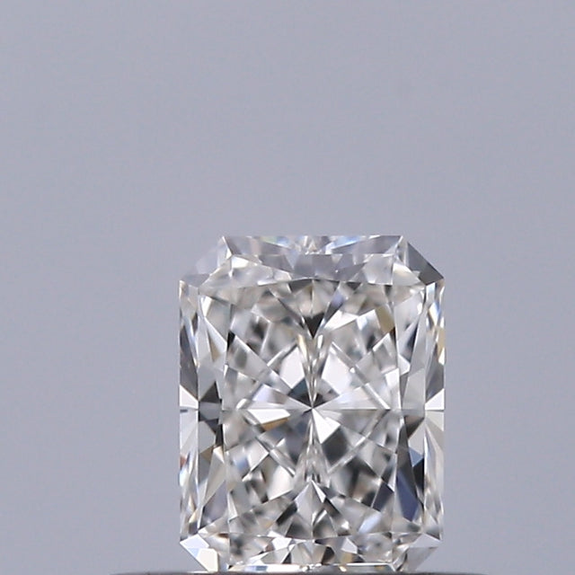 0.34 carat Radiant diamond G VVS2 