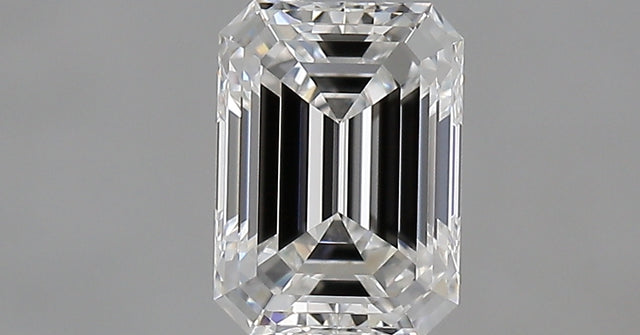 1.00 carat Emerald diamond E VVS2 