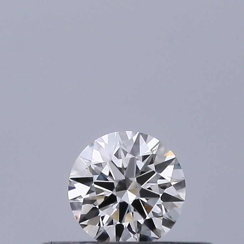 0.18 carat Round diamond F VVS2 Excellent