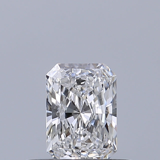 0.31 carat Radiant diamond D IF 