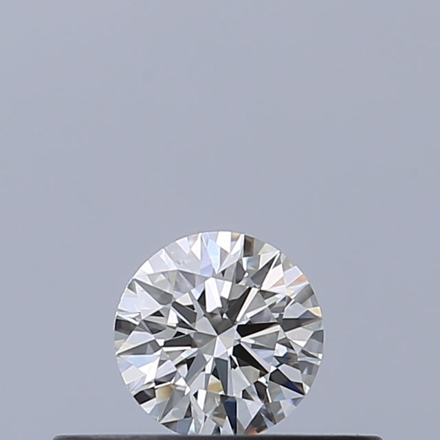 0.19 carat Round diamond E VVS1 Excellent