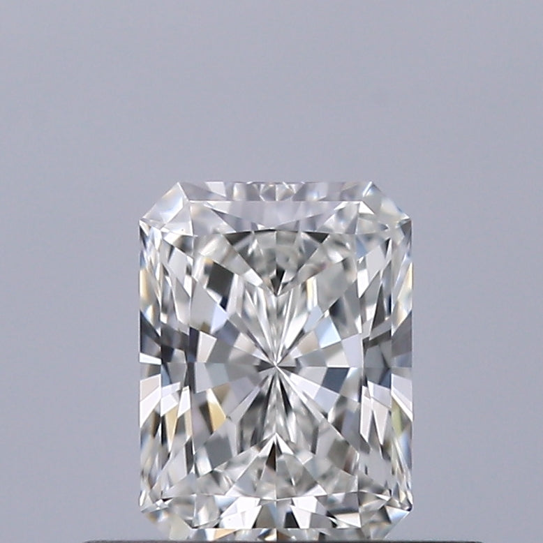 0.43 carat Radiant diamond G VVS2 
