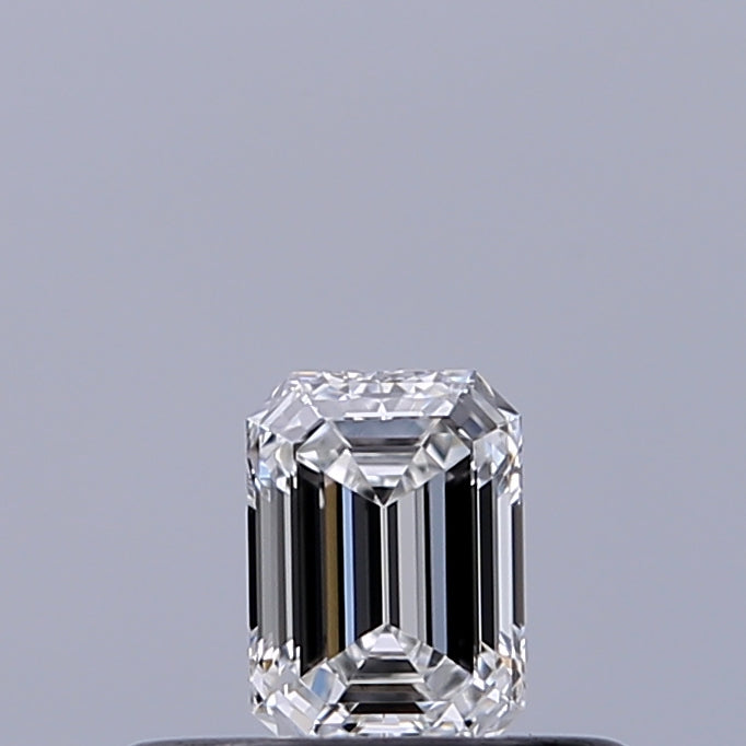 0.23 carat Emerald diamond E IF 