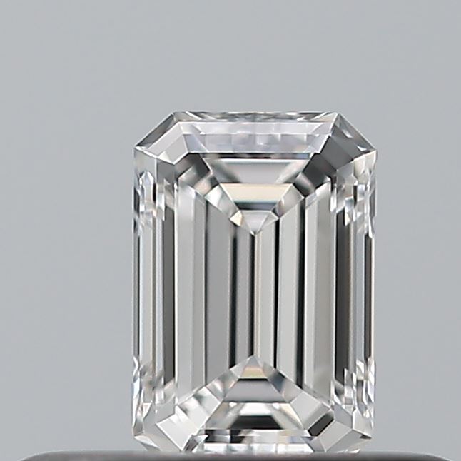 0.23 carat Emerald diamond E  VS1