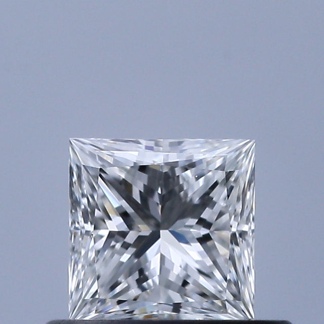 0.50 carat Princess diamond G VVS2 