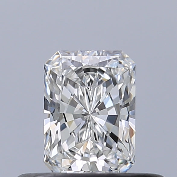0.32 carat Radiant diamond E FL 