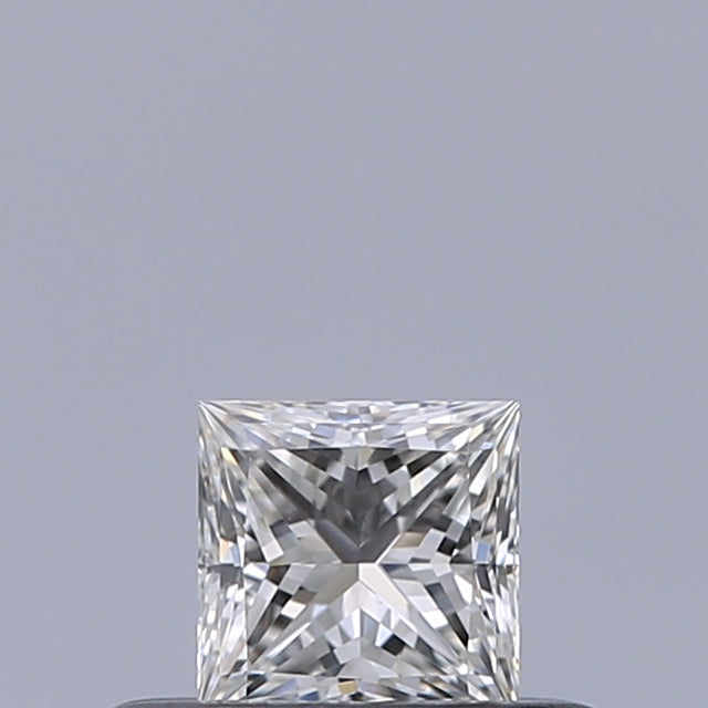 0.27 carat Princess diamond G VVS1 
