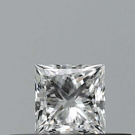 0.23 carat Princess diamond D VVS2 