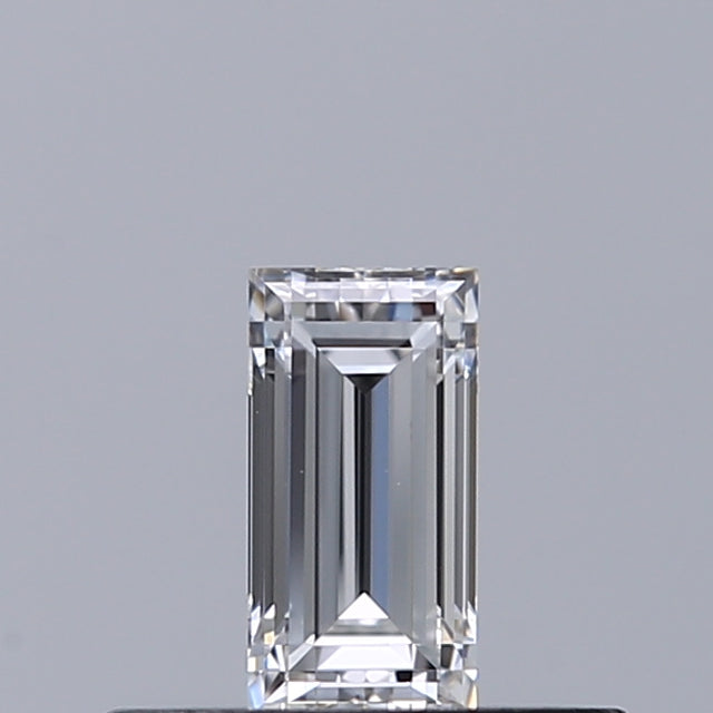 0.26 carat Baguette diamond E VS1 