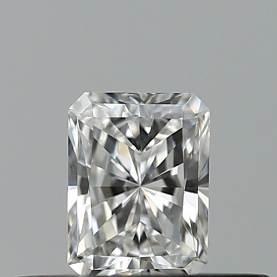0.27 carat Radiant diamond F  VS1