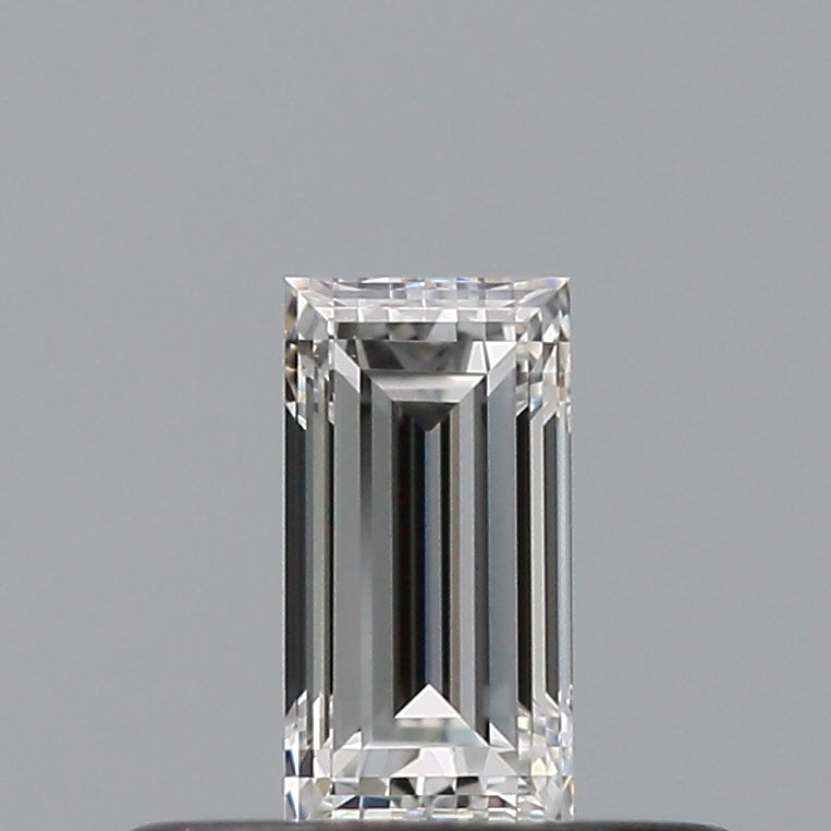 0.25 carat Baguette diamond F  VVS2