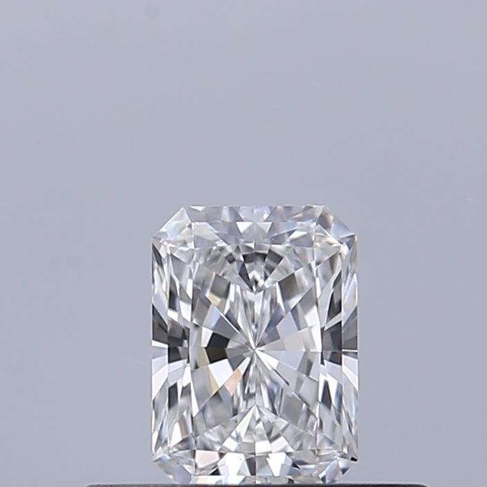 0.31 carat Radiant diamond D IF 