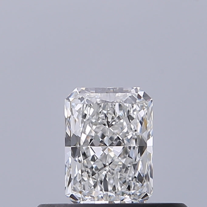 0.31 carat Radiant diamond E VVS1 