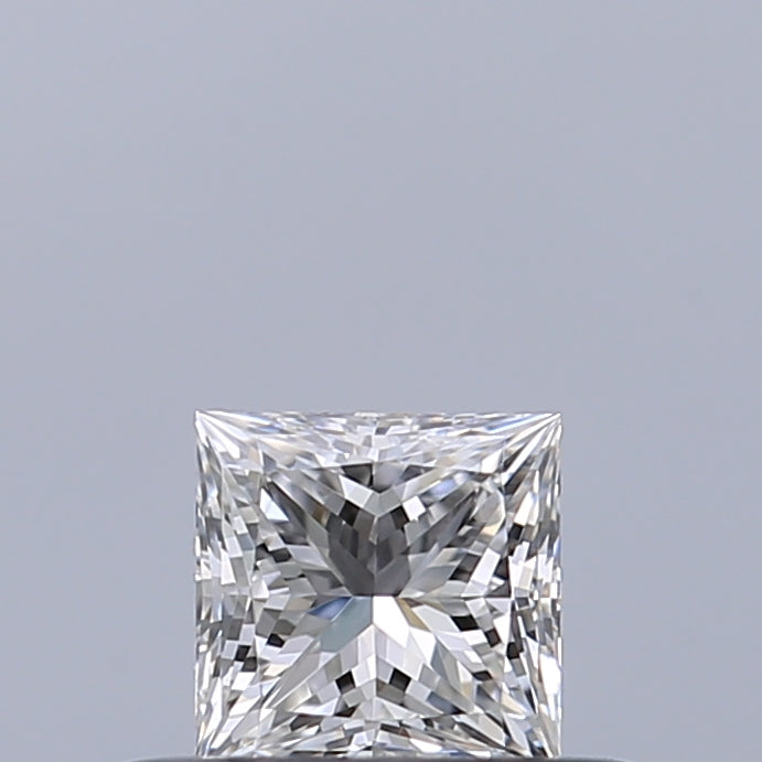 0.31 carat Princess diamond E VVS1 