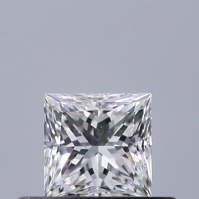 0.34 carat Princess diamond D VVS1 