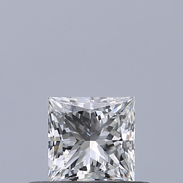 0.32 carat Princess diamond E VVS1 