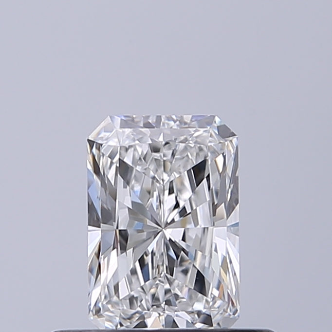 0.43 carat Radiant diamond D VVS2 