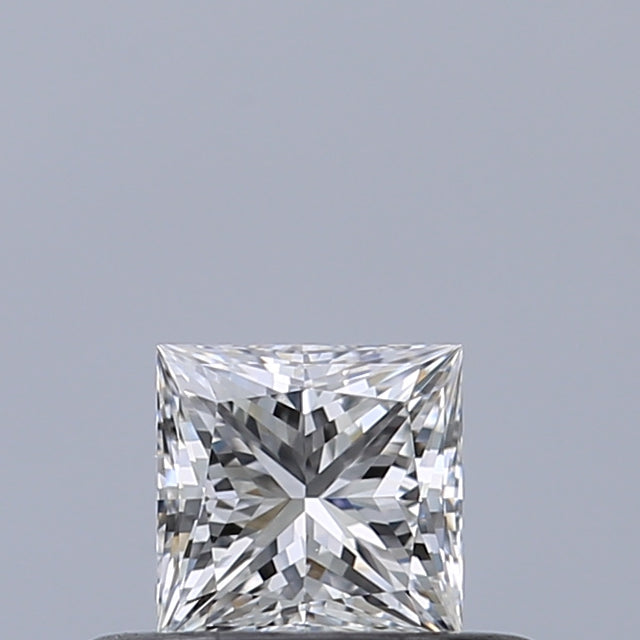 0.31 carat Princess diamond E VVS1 