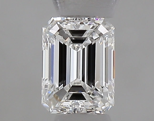 0.23 carat Emerald diamond E  VVS2