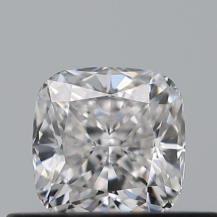 0.40 carat Cushion diamond E  VVS1