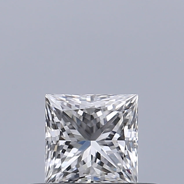 0.30 carat Princess diamond E VVS2 