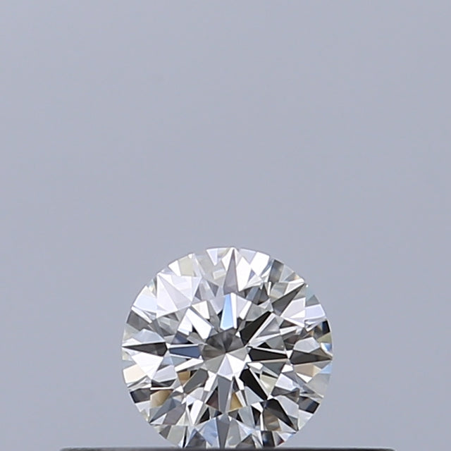 0.18 carat Round diamond F VVS2 Excellent
